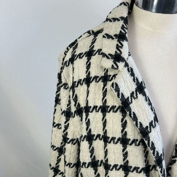 POL Black With Plaid With Beaded Buttons Jacket - Picture 2 of 7